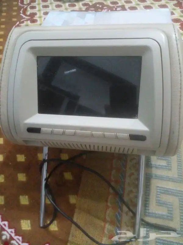 تكايه راس مع شاشه 0