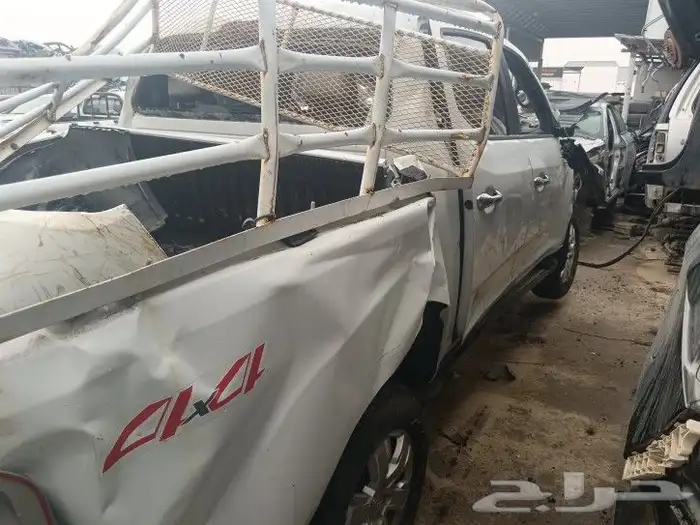 قطع غيار وانيت ماكسيس2023 3