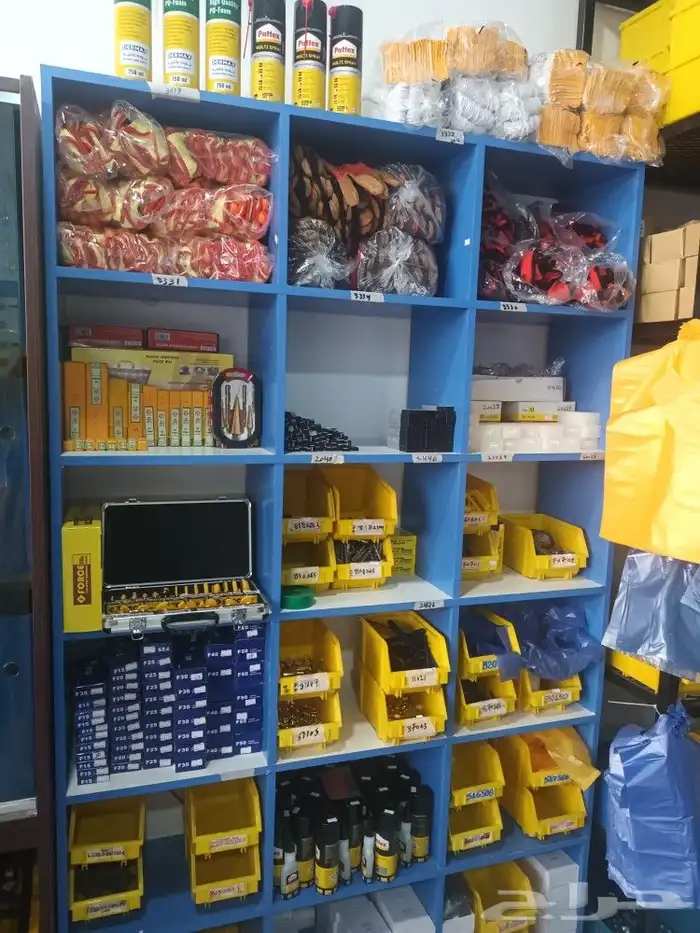 براغي ومسامير وملتزمات نجاره 2