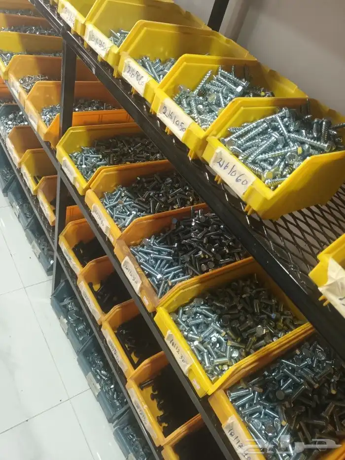 براغي ومسامير وملتزمات نجاره 8