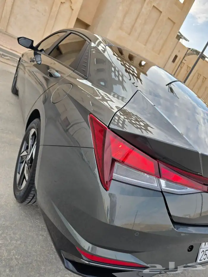 تم البيع النترا 2021 بصمة 1.6 عداد 36 بطاقة جمركية الاحساء 15