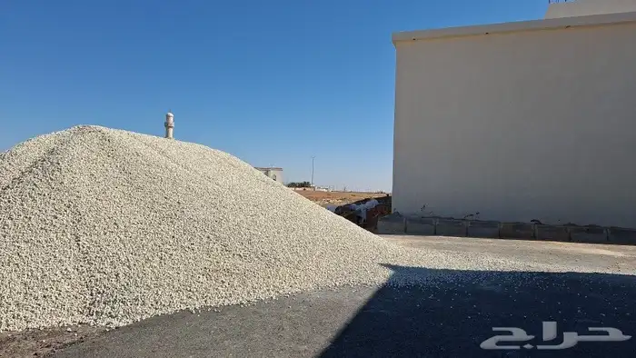 بحص ابيض ورمل ابيض وبطحا ورمل للياسه واسفلت 5