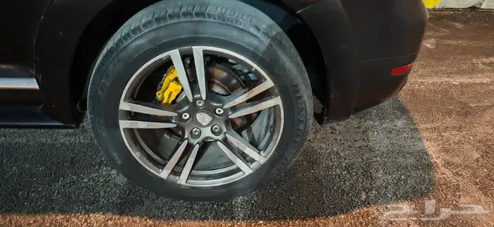 جنوط جيب بورش كايين النجمة 1