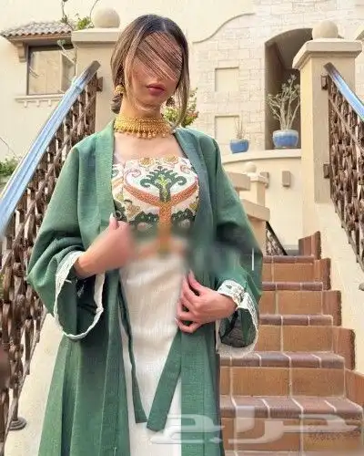 وفرت جميع انواع الفساتين الملكية 4