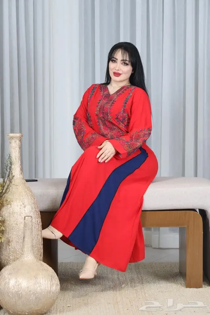 وفرت جميع انواع الفساتين الملكية 29