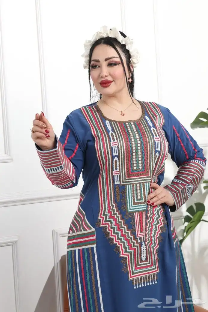 وفرت جميع انواع الفساتين الملكية 1