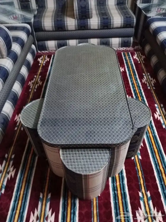 كنب اسفنج مضغوط للبيع 10