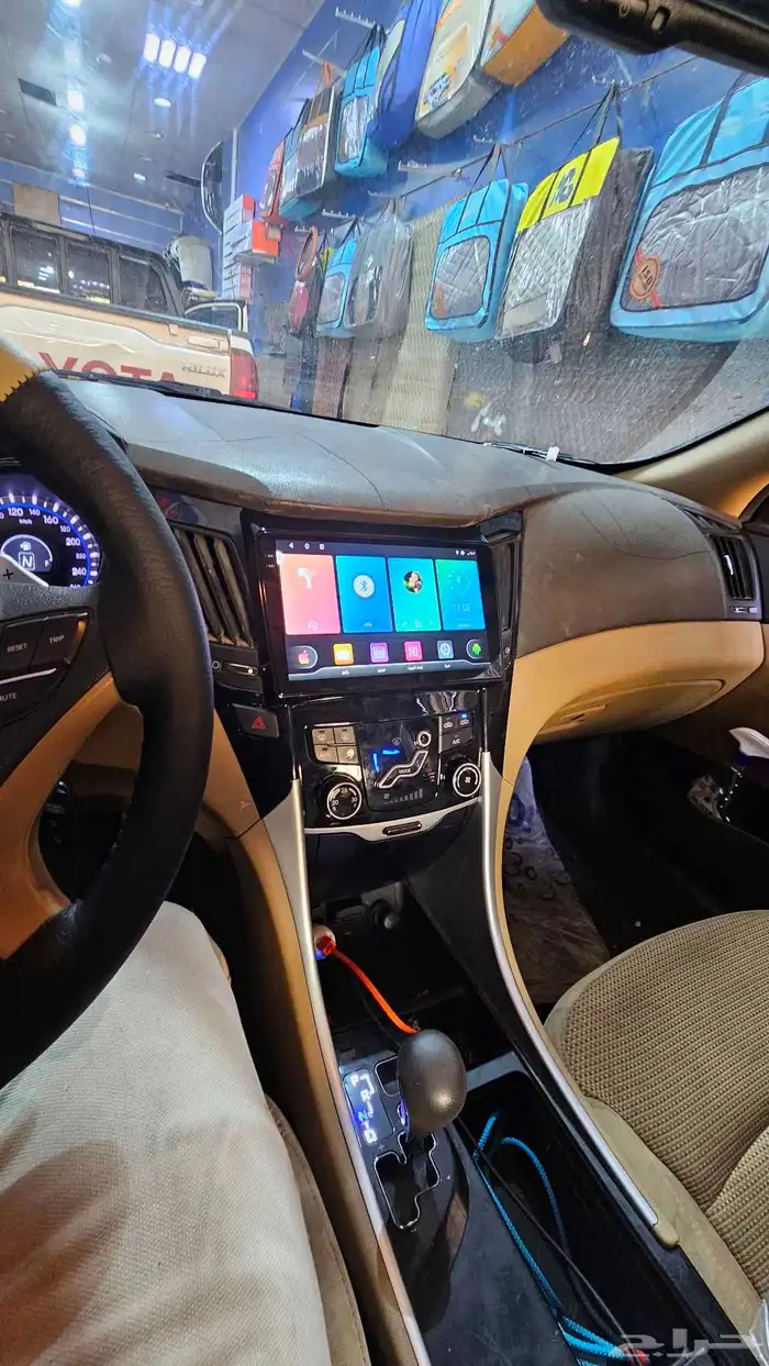 شاشة سوناتا 2012 1