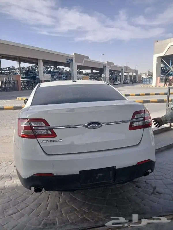 قطع غيار فورد تورس 2015 1