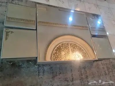 طاوله مستعمله مع الخدمات 0
