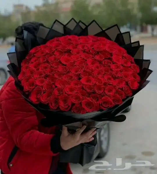 ورد احمر هدايا حسب الطلب 0