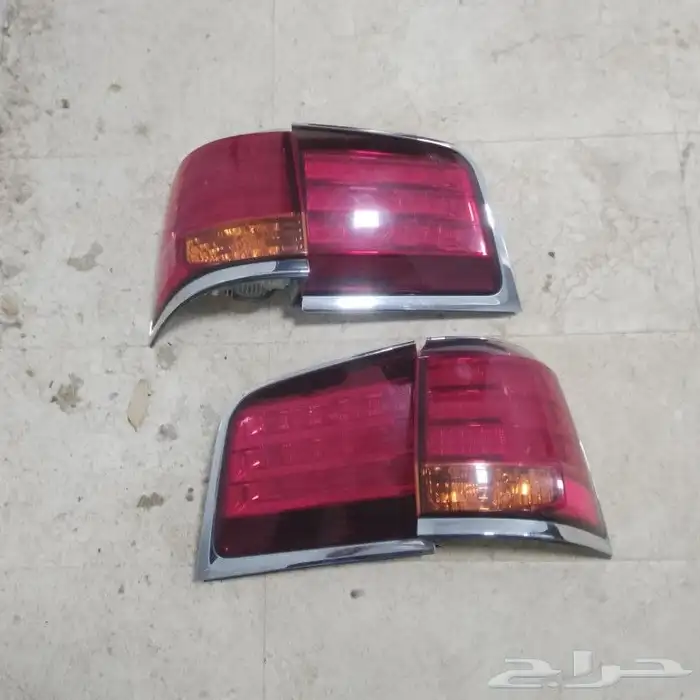 قطع جيب لكزس 2011 0