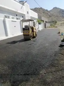 اسفلت مقشور وجديد ودفنيه نظيفه وسباس 6