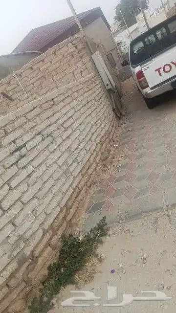 للبيع 4