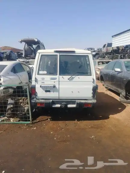 لاندكروزر 2015 2