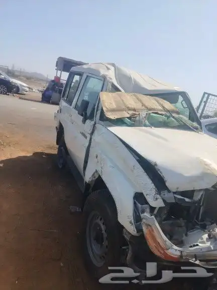 لاندكروزر 2015 3