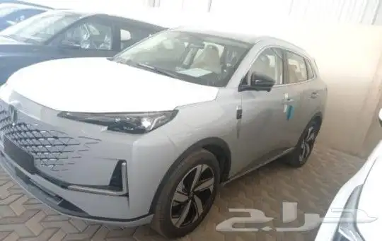 شانجان يوني اس 2025 لون اسمنتي 5