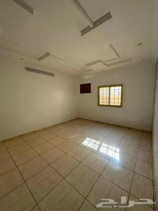 فيلا سكن خاص 250متر للبيع شغل نظيف شارع 20م 7