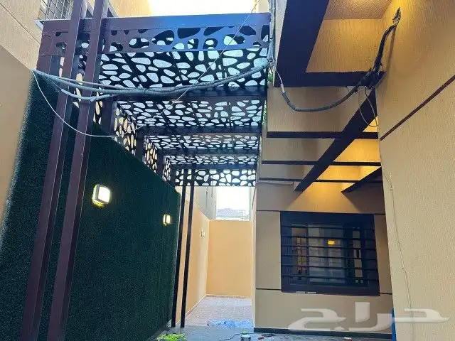 هناجر مستودعات سواترمظلات برجولات عوازل 1