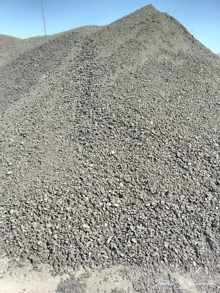 اسفلت مقشور وجديد ودفنيه نظيفه وسباس 1