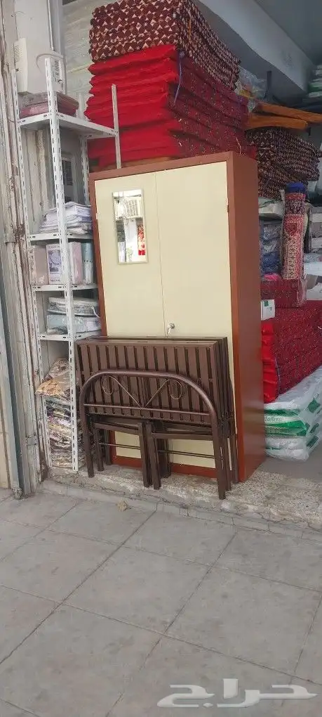 سراير مراتب بطانيات مخدات دواليب خشب والحديد 4