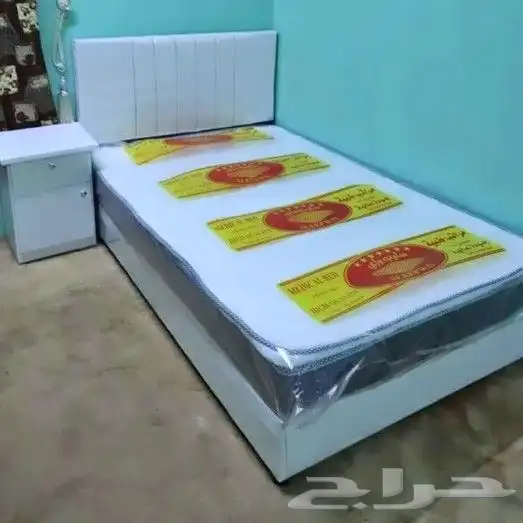 سراير مراتب بطانيات مخدات دواليب خشب والحديد 3