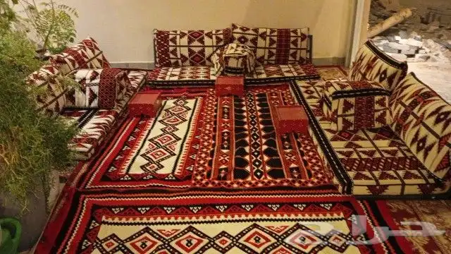 تاجير كراسي طاولات مخيمات مكيفات زل ملكي وعادي يوجد قهوجين 0
