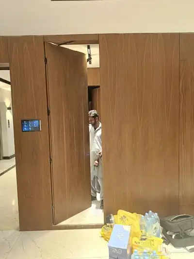 ابواب خشب جديد و باب PVC 0