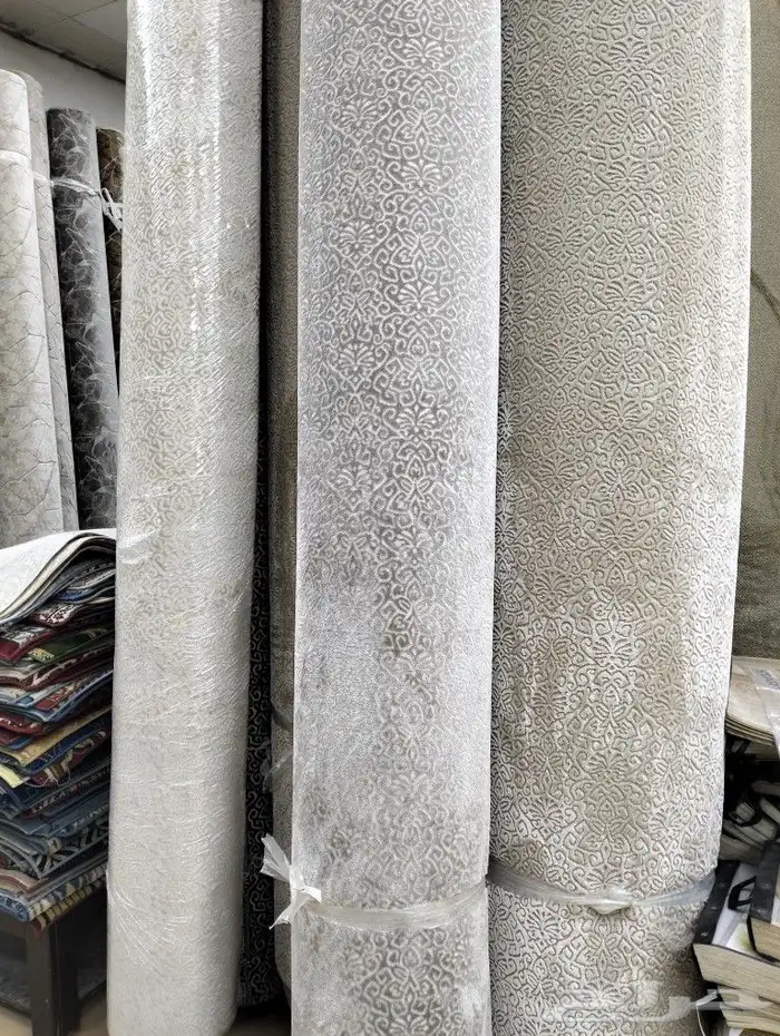 يوجد لدينا موكيت تركى وامارتى ووطني وجميع انواع الفنيل بلجيك 5