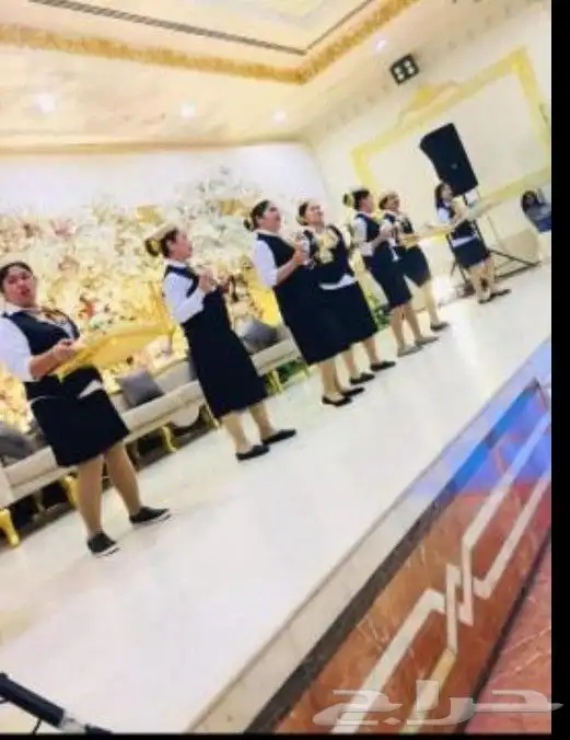 قهوجين وصبابين رجال ونساء كنب وكراسي طاولات ومضلات 7