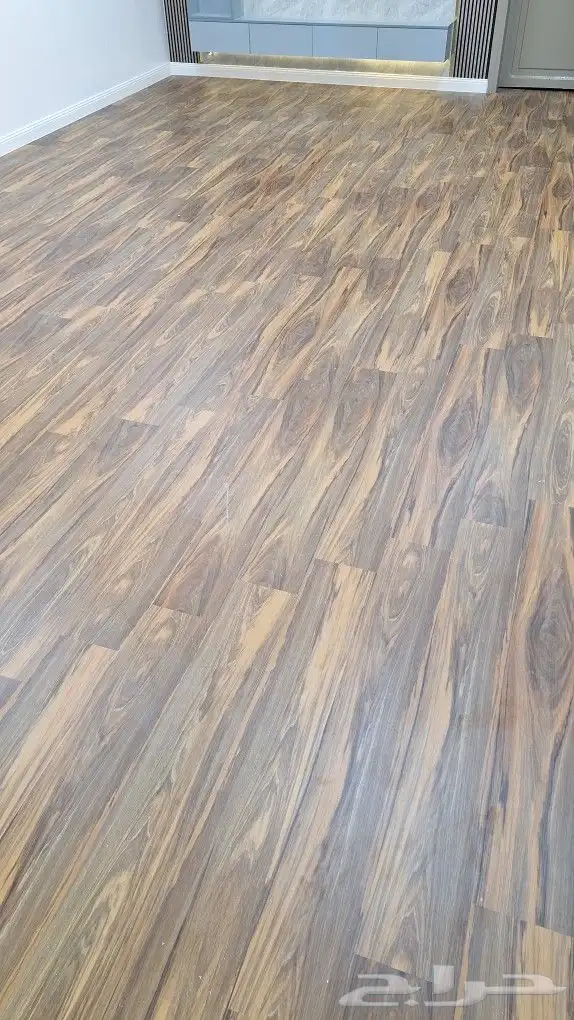 أعمال الباركيه مع خلفيات ديكوريه 2