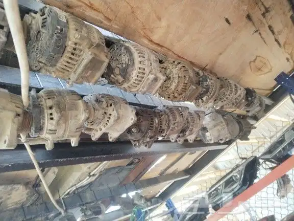 قطع غيار السيارات ألماني 8