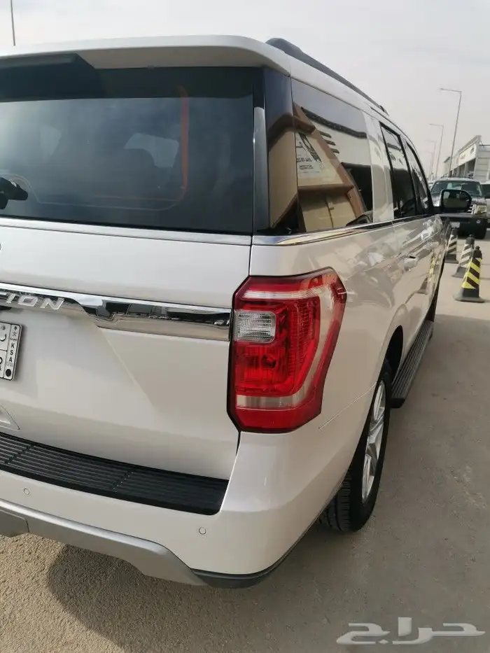 فورد اكسبديشن موديل 2018 7