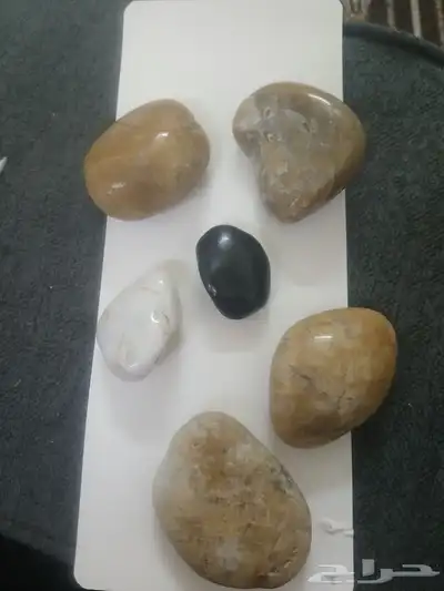 لدينا احجار كريمة نرغب ببيعها 1