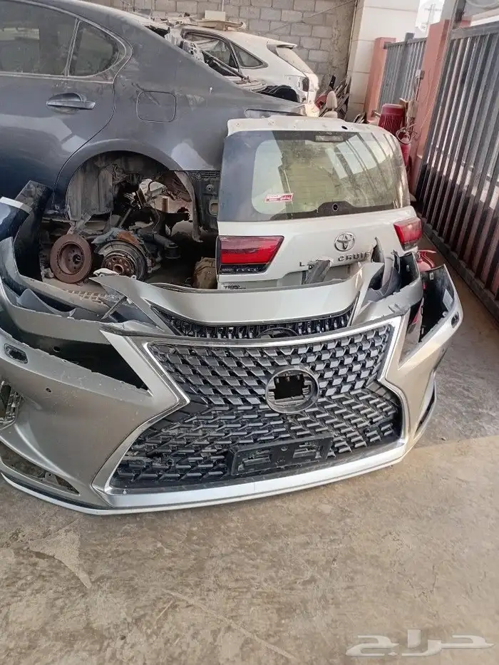 لكزس Ls500موديل 2020 لكزس Es 2021 جمي لكزس قطع غيار موجود 3