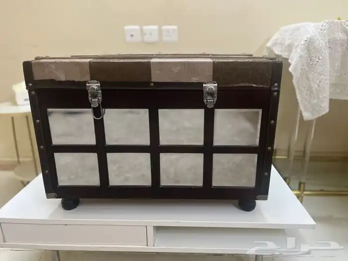 طاولات ممتازه للبيع استخدام نظيف 4
