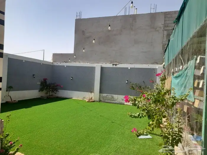 للايجار استراحة بحي الواحة على أرض تجارية 3