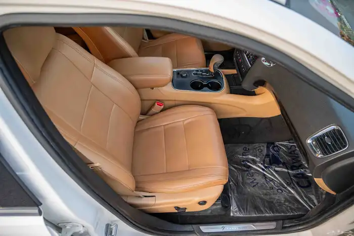 دودج درانقو فل كامل 2011 5.7 v8 21