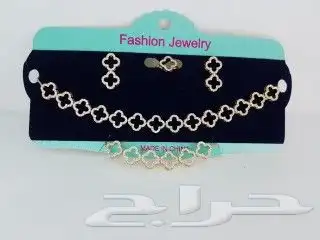اكسسورات مطلية ذهب وأطقم فضه 16