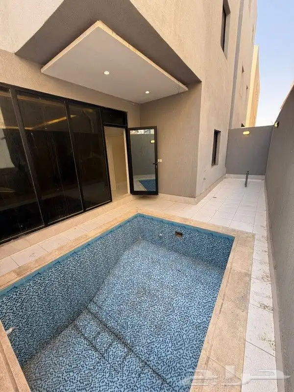 فيلا فاخره للبيع بحي طيبه 7