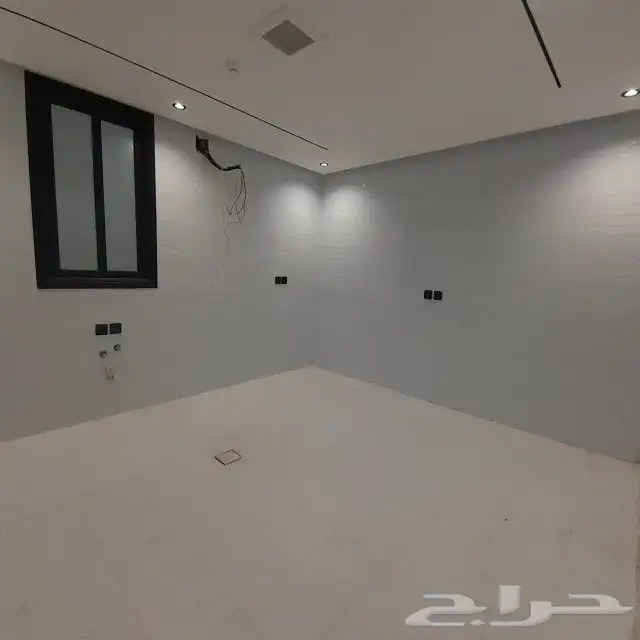 شقه للبيع في حي العوالي 3
