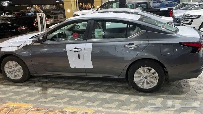 نيسان التيما استاندر موديل 2025 5