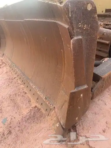 بلدوزر D8k نضيف علا الشرط 4