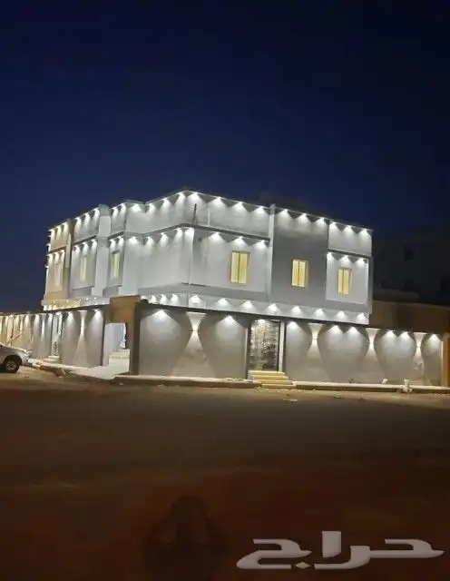 فني كهربائي مباني يمني 0