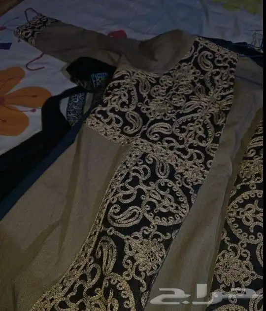 عبايات شبه جديدة للبيع 1