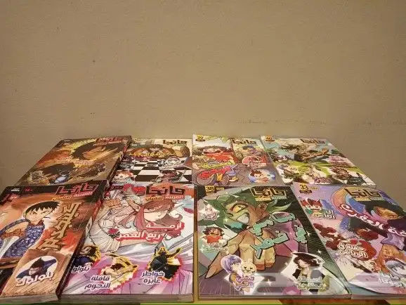 ستة كتب مانجا خمسة منها لسن10 وثلاثة منها لسن15. 7