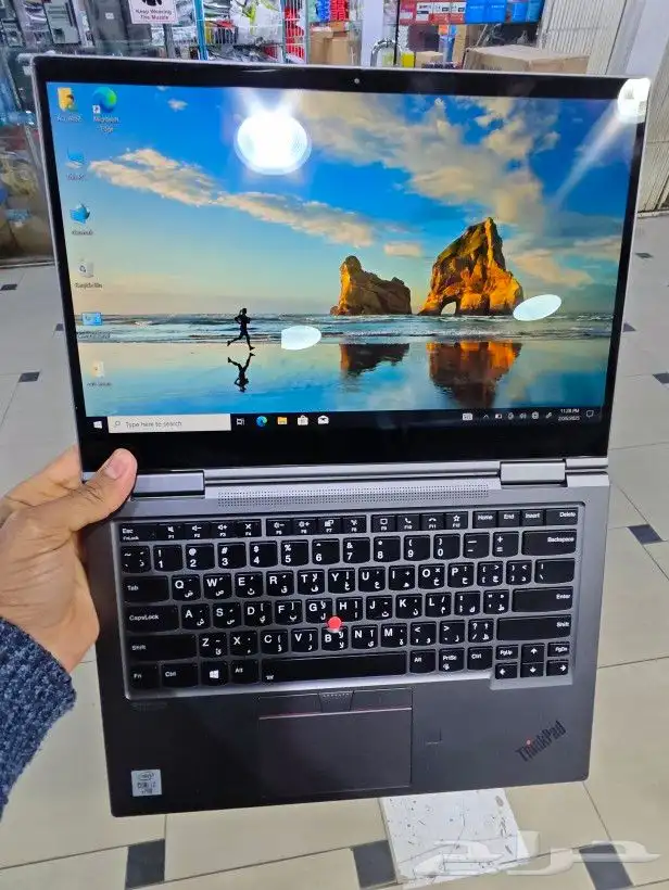 ThinkPad X1 Yoga الأداء الفائق مع تصميم 2 في 1 5