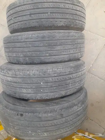 كفرات برجستون نضيفه مره وطيبه وكاله خاليه من العيوب 1