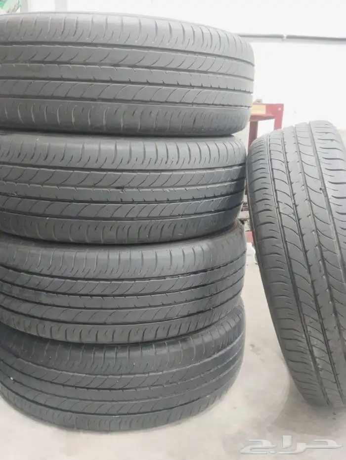 طقم كفرات دنلوب ياباني 5 حبات مقاس 235 55 20 0