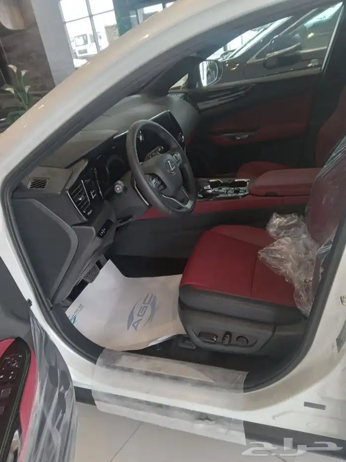 لكزس Nx 350 بنزين موديل 2025 6